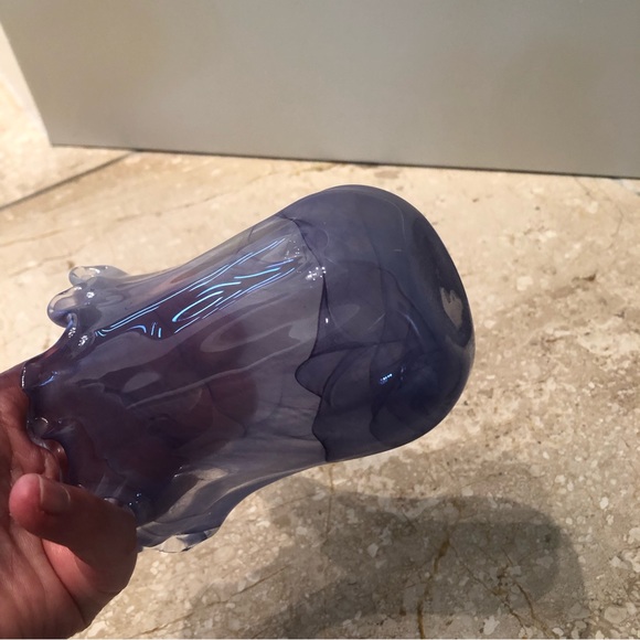 HOST PICK ⭐️ Handblown glass vase - Picture 6 of 7